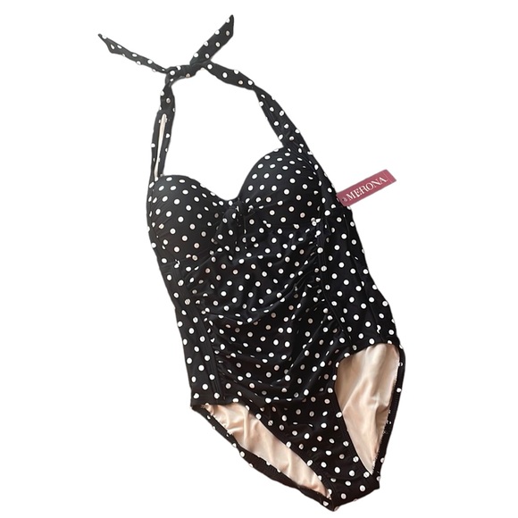 Merona - One Piece Swimsuit - Picture 5 of 5